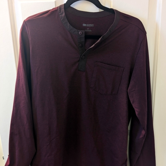 Outdoor Research men's maroon stretch henley - Picture 1 of 3